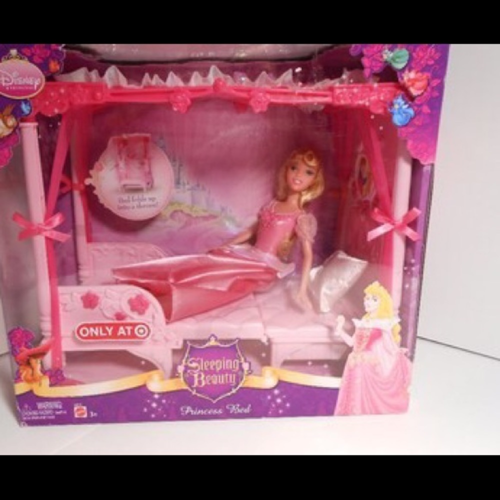 Barbie Sleeping Beauty Princess Aurora Canopy Bed with Doll